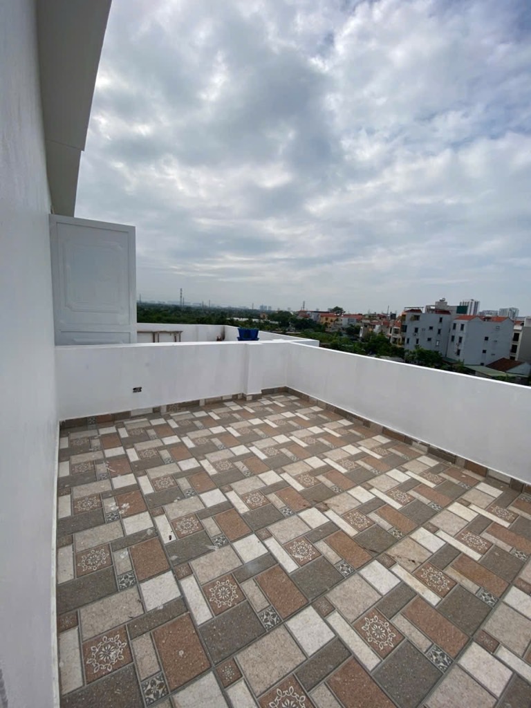 LIÊN MẠC- LÔ GÓC - THANG MÁY SỊN - ÔTÔ VÀO NHÀ- VIEW SÔNG HỒNG.